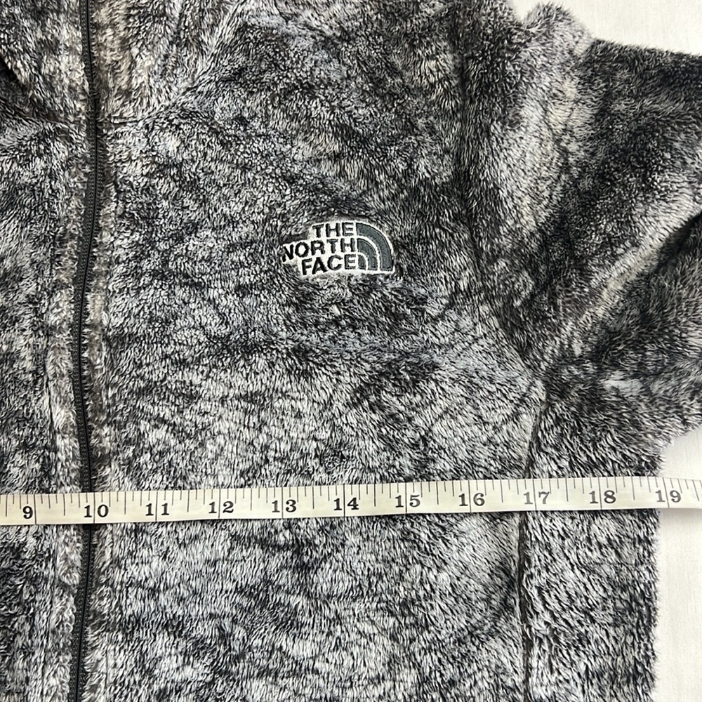The North Face Women’s seasonal Osito Zip fuzzy, Fleece graphic, gray marble, SP - Picture 10 of 13